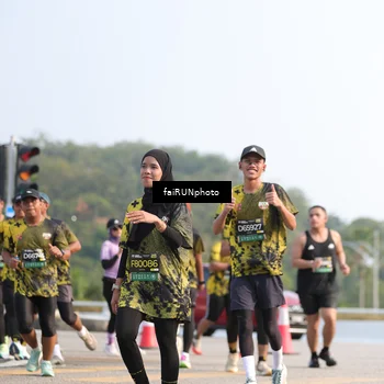 Runner Photo 6588265