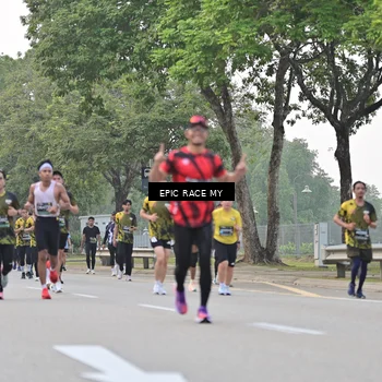Runner Photo 6588276