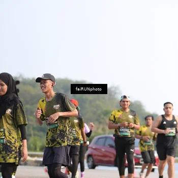 Runner Photo 6588336
