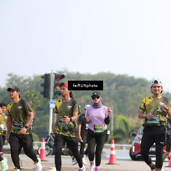 Runner Photo 6588340