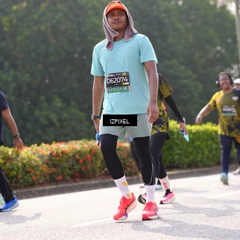 Runner Photo 6588347