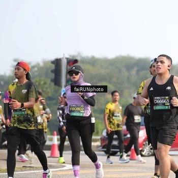 Runner Photo 6588376