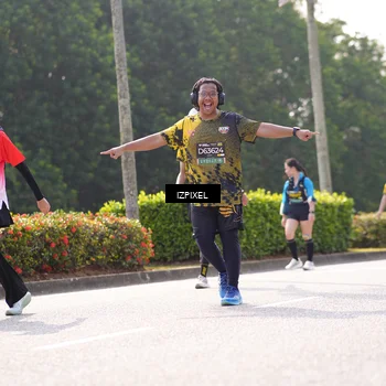 Runner Photo 6588411