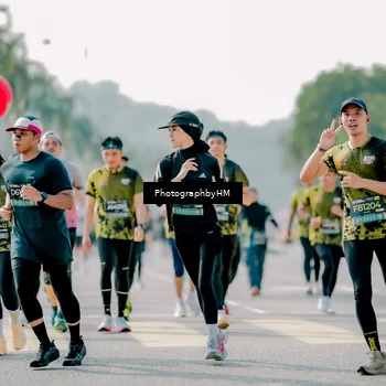 Runner Photo 6588436