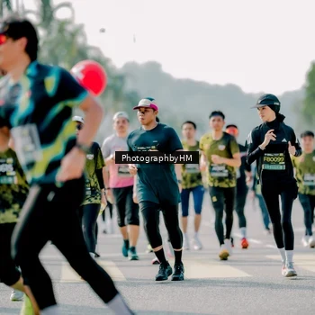 Runner Photo 6588453