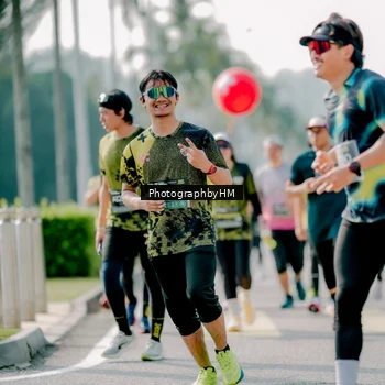 Runner Photo 6588458
