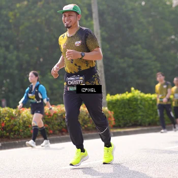 Runner Photo 6588571