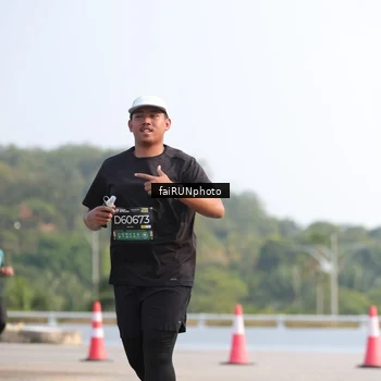 Runner Photo 6588579
