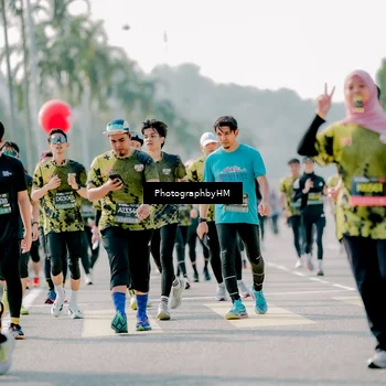Runner Photo 6588657