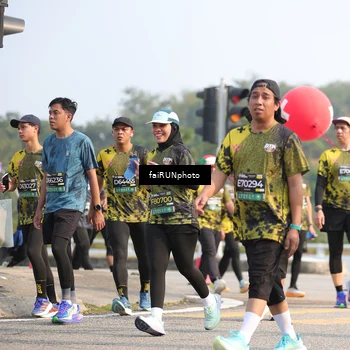Runner Photo 6588773