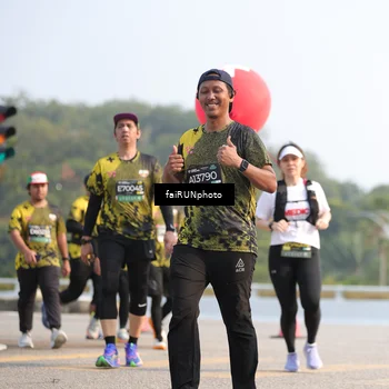 Runner Photo 6588821