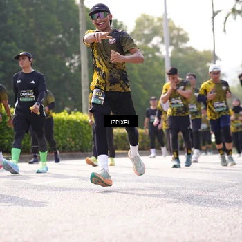 Runner Photo 6588858