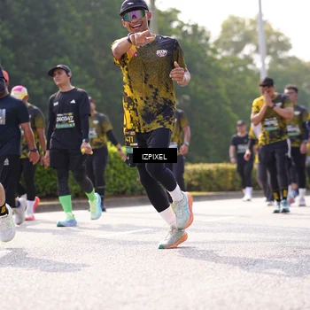 Runner Photo 6588876