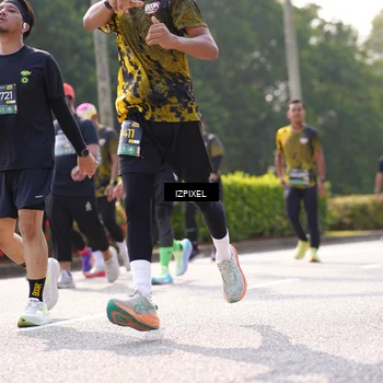 Runner Photo 6588894