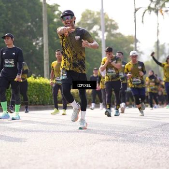 Runner Photo 6588914