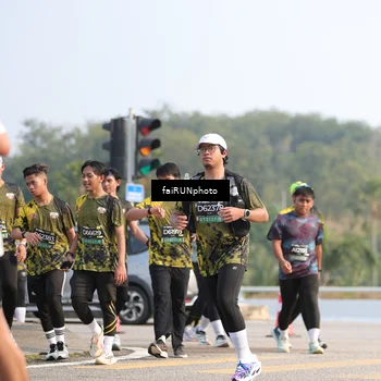 Runner Photo 6589157
