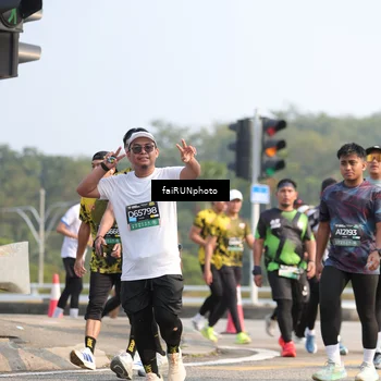 Runner Photo 6589158