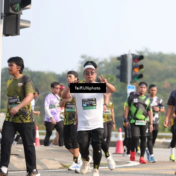 Runner Photo 6589159