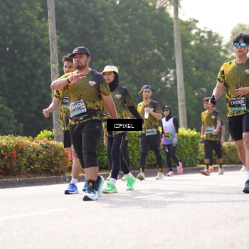 Runner Photo 6589210