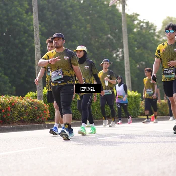 Runner Photo 6589211