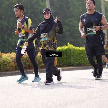 Runner Photo 6589216