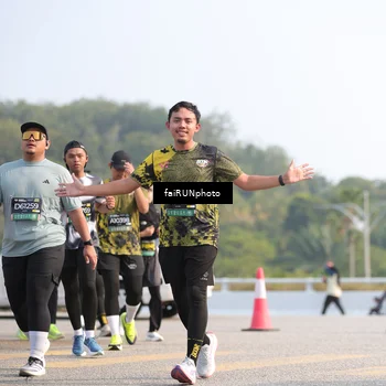 Runner Photo 6589301
