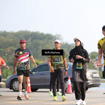 Runner Photo 6589342