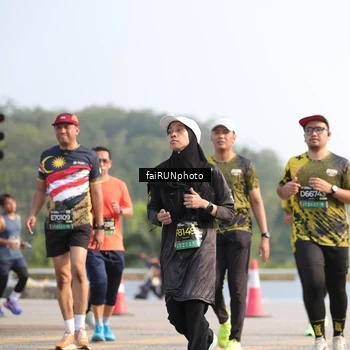 Runner Photo 6589415