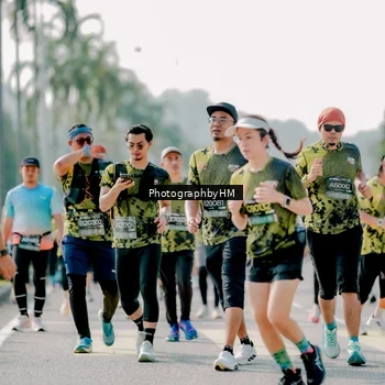 Runner Photo 6589417