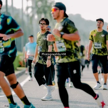 Runner Photo 6589437