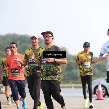 Runner Photo 6589655