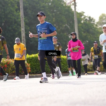 Runner Photo 6589674