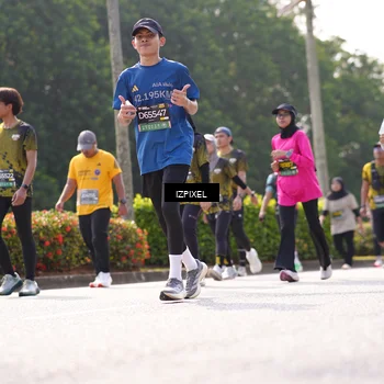 Runner Photo 6589708