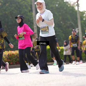 Runner Photo 6589728
