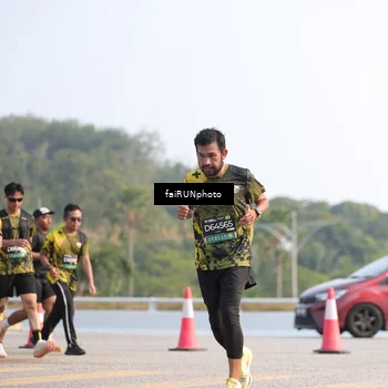 Runner Photo 6589738
