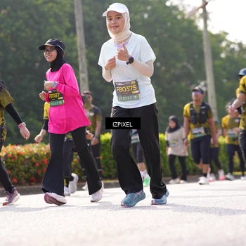 Runner Photo 6589755