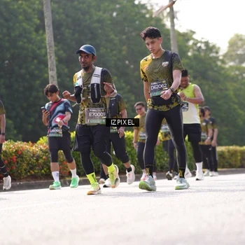 Runner Photo 6589756