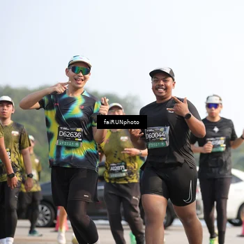 Runner Photo 6589872