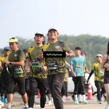 Runner Photo 6589919