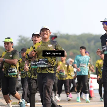 Runner Photo 6589923