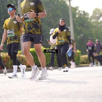 Runner Photo 6589957