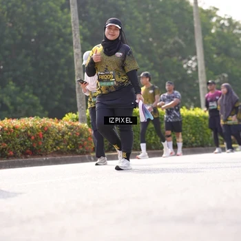 Runner Photo 6589975