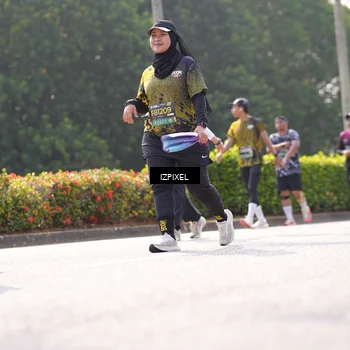 Runner Photo 6589977