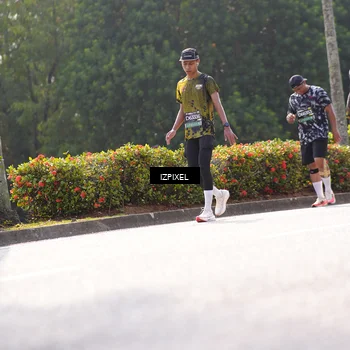 Runner Photo 6590051