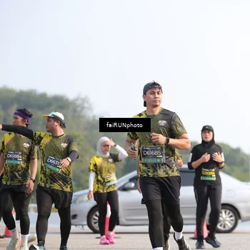 Runner Photo 6590060