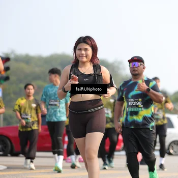 Runner Photo 6590069