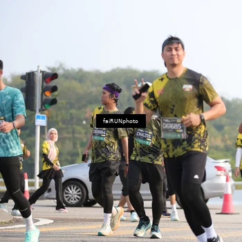 Runner Photo 6590090