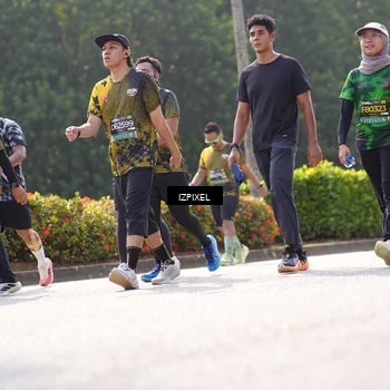 Runner Photo 6590115