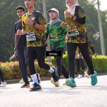 Runner Photo 6590153