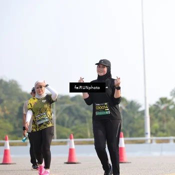 Runner Photo 6590157
